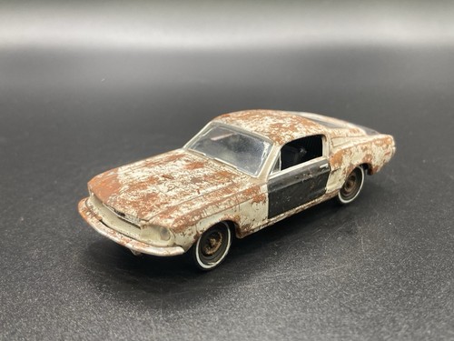 Ford mustang 1968 - mustang, arrugginita